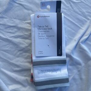 lululemon athletica tale to tell mid crew socks 2 pack